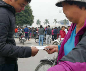 Phe vé hét giá hơn 2 triệu/cặp vé trận Việt Nam - Indonesia
