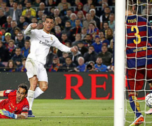 Ronaldo: Ác mộng trên sân nhà của Barca