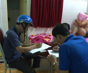 Tiếp viên quán cà phê chiều khách “tới bến” trong nhà trọ