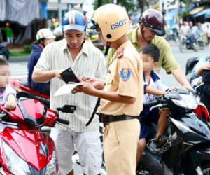 Hà Nội: Thí điểm kiểm tra xe máy chính chủ bằng thiết bị thông minh từ 1/1/2017