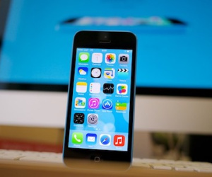 iPhone 5C giá 1,9 triệu ồ ạt tái xuất thị trường
