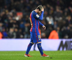 Messi lập kỷ lục tịt ngòi ở El Clasico