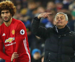 Chê Everton đá xấu, Mourinho bảo vệ quyết định thay Fellaini