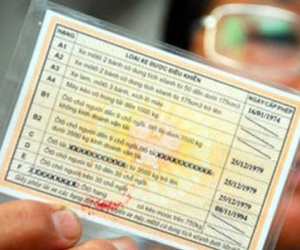 Giấy phép lái xe vô thời hạn phải đổi sang thẻ PET trước năm 2021?