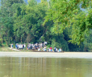 Tìm thấy thi thể 2 học sinh gặp nạn khi đi đánh cá trong lũ