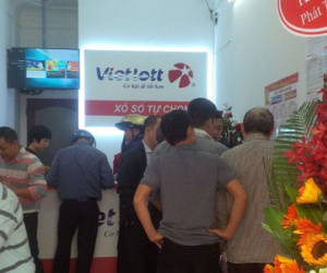 Vừa "trình làng", xổ số Vietlott đã hút khách tại Hà Nội