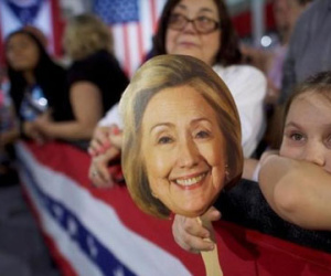 Đại cử tri tố bị người của đảng Dân chủ dọa giết, ép bỏ phiếu cho Clinton