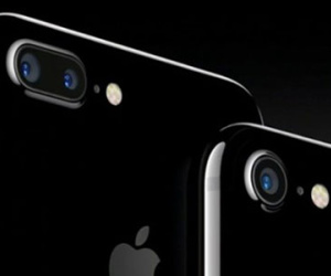 Rộ tin Apple chia tay Intel trên iPhone 2017