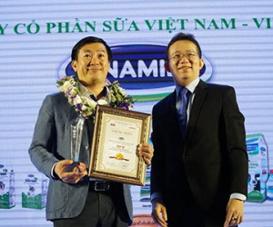 Vinamilk tiếp tục được vinh danh Top 10 thương hiệu "Tin và Dùng"