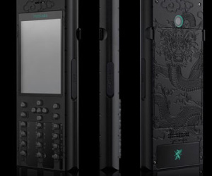 Mobiado ra điện thoại hạng sang phiên bản rồng giá 70 triệu