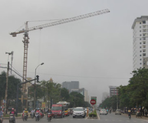 Nghệ An buộc tháo dỡ 17 cần trục xây dựng tiềm ẩn tai nạn