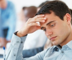 Tôi sợ khi bạn gái có biểu hiện "sống ảo"