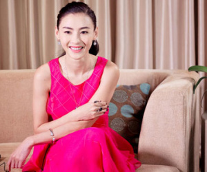 Trương Bá Chi qua sóng gió càng đẹp rực rỡ