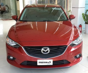 Mazda 6 giảm giá mạnh: Mua hôm trước, hôm sau mất 170 triệu
