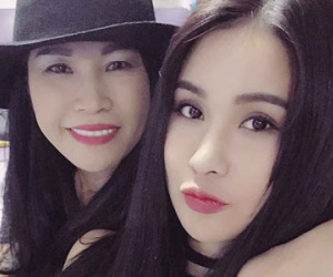 Diệp Lâm Anh cùng mẹ du ngoạn Hàn Quốc