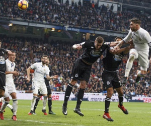 HLV Zidane gọi trận thắng Deportivo là "điên rồ"
