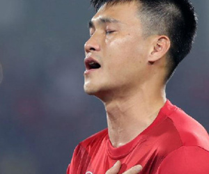 Lê Công Vinh chia sẻ lý do vì sao lại khóc khi hát Quốc ca