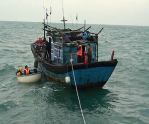13 nhà khoa học và thuyền viên gặp nạn trên biển Quảng Trị