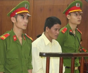 Gã "điên tình" nửa đêm cướp mạng nữ sinh lớp 12 đền tội