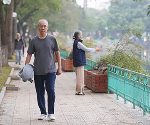 Hà Nội nắng nóng trong mùa đông