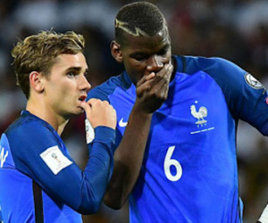 MU xây siêu hàng công: Sau Griezmann, săn cả Cavani
