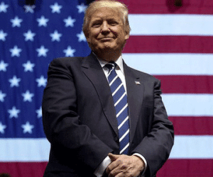 Ông Trump bất ngờ hoãn họp báo công bố nghỉ kinh doanh