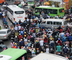 Dân quá bức xúc với nạn kẹt xe