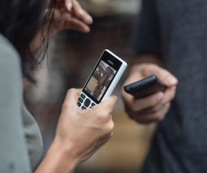 Dế cục gạch Nokia đầu tiên ra mắt dưới triều đại mới