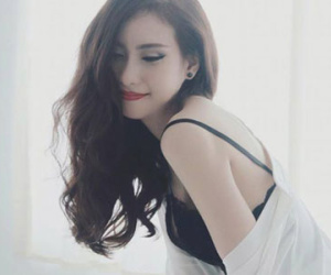 "Hot girl phòng trà" Thái Tuyết Trâm tiết lộ về hình xăm bí ẩn