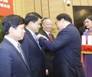 Ông Nguyễn Đức Chung nhận Huân chương Lao động hạng Nhất