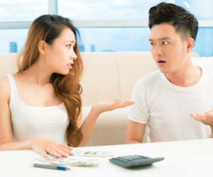 Đưa vợ mình 2 triệu cũng khó khăn, cho vợ bạn 10 triệu không tiếc