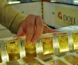 Giá vàng hôm nay 15/12: Vàng đổ dốc, lãi suất vào kỳ tăng mạnh