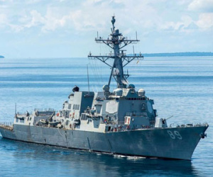 Mỹ đưa tàu khu trục USS Mustin tới Cam Ranh