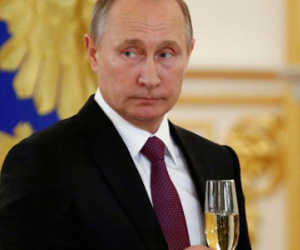 Ông Putin "ra lệnh" rò rỉ email của đảng Dân chủ Mỹ