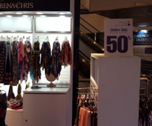 Parkson Thái Hà mở cửa "vét" khách trong ngày cuối cùng trước khi đóng cửa, di dời