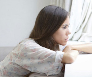Uất hận vì bà nội mượn ngày sinh tháng đẻ của cháu để kinh doanh kiếm lời