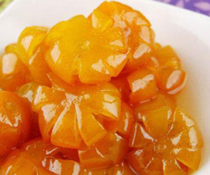 Mứt Tết nhà làm giá cao ngất ngưỡng bùng nổ trên "chợ mạng"