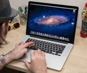Sản phẩm Apple và Samsung vào "top nguy hiểm" Tech Awards