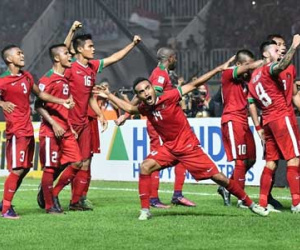 Thái Lan muốn vô địch AFF Suzuki Cup 2016 phải ghi 4 bàn vào lưới Indonesia?