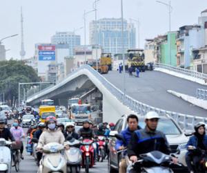 Cầu vượt "khủng" ở nút giao "nóng" nhất Hà Nội trước ngày thông xe