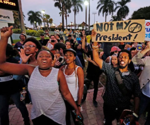 Đại cử tri Mỹ bị khủng bố "bom" thư, dọa giết nếu bầu Trump