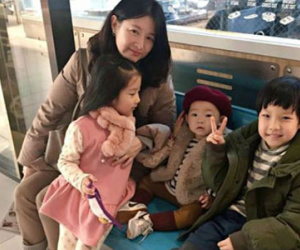 Hai con của Lee Young Ae cao lớn trông thấy