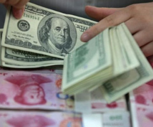 Người Trung Quốc ồ ạt tiết kiệm bằng ngoại tệ