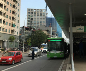 Xe buýt nhanh Hà Nội chạy miễn phí một tháng