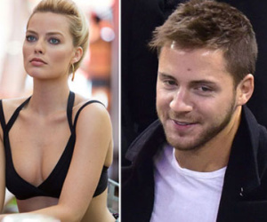 "Bom sex" Australia bí mật kết hôn với bạn trai lâu năm