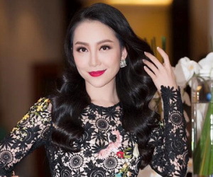 Linh Nga: "Chồng cũ vẫn vào Sài Gòn thăm con thường xuyên"
