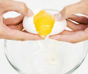 Mẹo giúp chọn trứng quả nào cũng tươi ngon