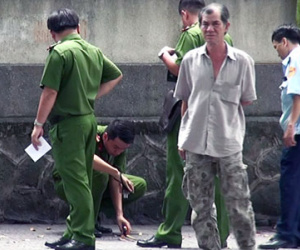 Nam sinh đâm bạn gái rồi tự sát ở Sài Gòn do ghen tuông