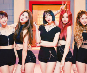 Solji được chẩn đoán mắc bệnh tuyến giáp, EXID tiếp tục hoạt động với 4 thành viên