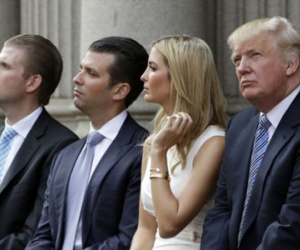 Con ông Trump lập quỹ bằng quyền chụp hình với Tổng thống mới?